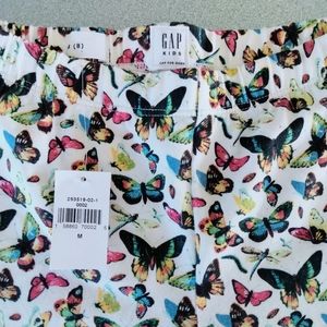 Gap beautiful butterfly leggings for girls new with a tag.